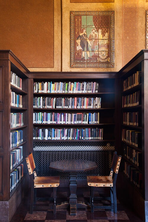 Hoose LIbrary alcove